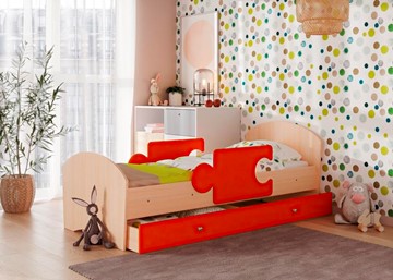 Детская кровать с ящиком и бортиками Мозайка, корпус Млечный дуб/фасад Оранжевый (ламели) в Омске
