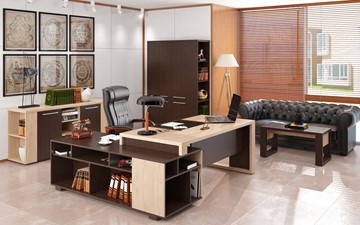 Кабинет руководителя ALTO с высоким шкафом для одежды, низким для документов и журнальным столиком в Омске
